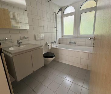 2.5 Zimmerwohnung im Hochparterre im Heiligkreuzquartier - Foto 3