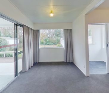 Easy living with great location - Photo 4