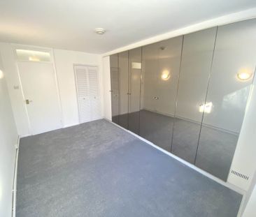Price £1,550 pcm - Available 16/12/2025 - Unfurnished - Photo 5