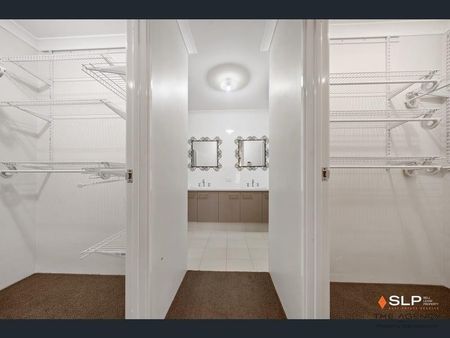 Size Does Matter! - Photo 3