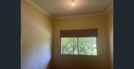 Walk to town - Photo 3