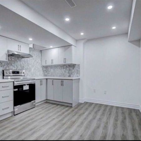 For Lease - 51 mohandas Drive, Markham, Ontario - Photo 4