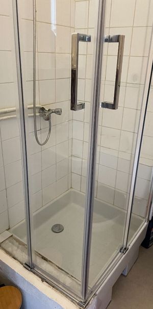 Location Appartement 1 pièce 24m² - Photo 1