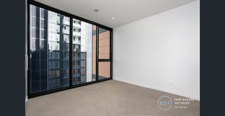 Modern 1 bedroom Plus Study Apartment in Luxury St Leonards Square Building - Photo 4