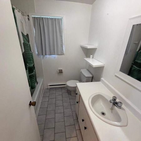 4 1/2 À LOUER - TERREBONNE - APPARTEMENT À LOUER - Photo 3
