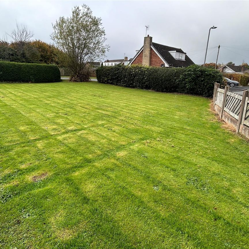 Wilfred Owen Close, Oswestry - Photo 1