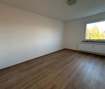 Schöne 4-Zimmer-Wohnung mit Balkon in zentraler Lage von Claustha - Foto 1