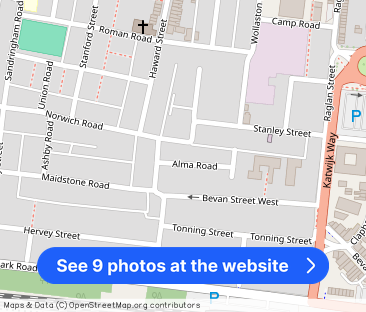 3 bedroom end of terrace house for rent - Photo 1