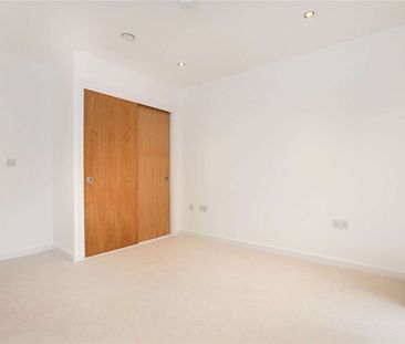 Exceptional One-Bedroom Apartment | Number 1 Bristol | Residents' G... - Photo 2