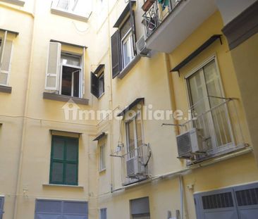 Quadrilocale via Chiatamone 19, Santa Lucia, Napoli - Photo 4