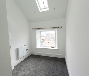 3 bedroom flat to rent - Photo 5