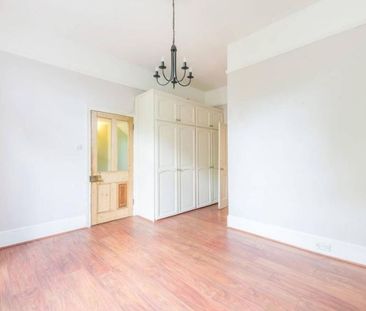 2 Bed Flat, Park Hill, W5 - Photo 6