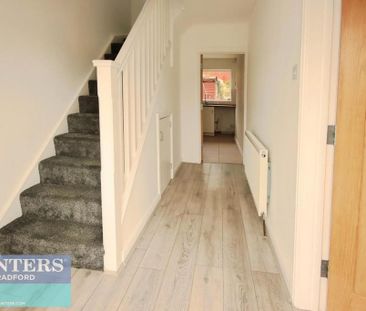3 bedroom semi-detached house to rent - Photo 2