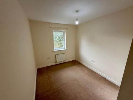 4 bedroom terraced house to rent - Photo 4