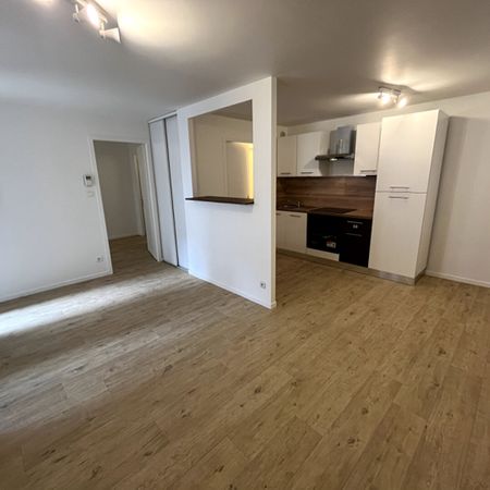 Location Appartement 2 pièces 40m² - Photo 4