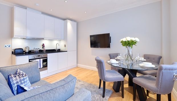 1 Bedroom Apartment, Hill Street, London, Greater London, Mayfair, W1J - Photo 1