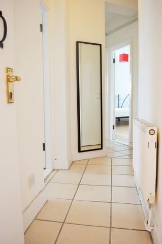 4 bedroom flat to rent - Photo 2