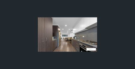 Layout Perfectly Balances Comfort & Functionality For Everyday Living! - Photo 4