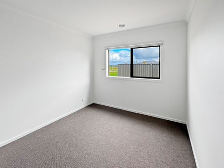 44 Fawcett Road, Lucas - Photo 3