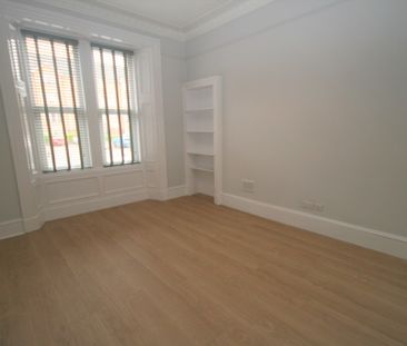 Holmlea Road, Bright 1 Bedroom Unfurnished Apartment, Cathcart – Av... - Photo 3