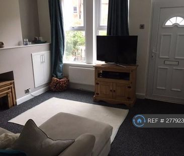3 bedroom terraced house to rent - Photo 1