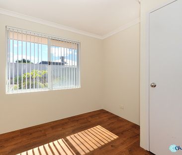 LARGE FAMILY HOME 5 MINUTES FROM THE BEACH! - Photo 6