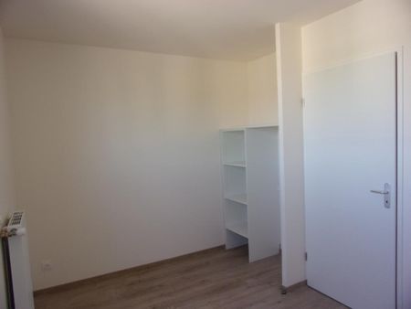 Location Appartement 4 pièces 88m² VERNON 27200 - Photo 5