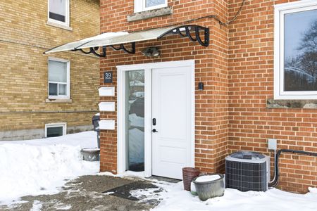 For Lease - 39 Penhurst Avenue Unit# 2, Toronto, Ontario - Photo 4