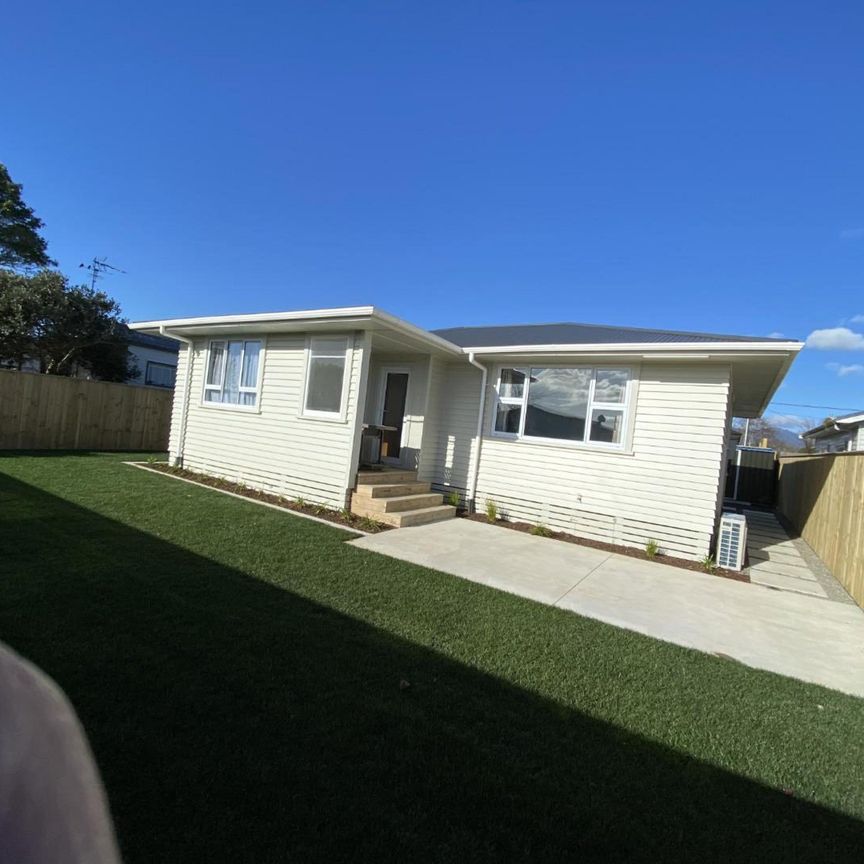 Vogeltown Three Bedroom - Photo 1