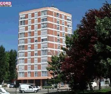 Location Appartement 2 pièces 51m² ST ANDRE LES VERGERS 10120 - Photo 3