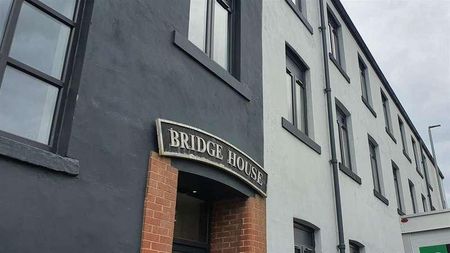 Bridge House, Leeds, LS10 - Photo 5