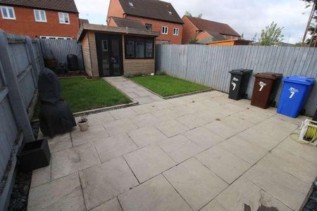 Cascade Close, Staffordshire, Burton Upon Trent, DE14 - Photo 4