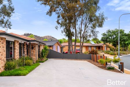 52 Tewksbury Cct, Theodore ACT 2905 - House For Rent | Domain - Photo 2