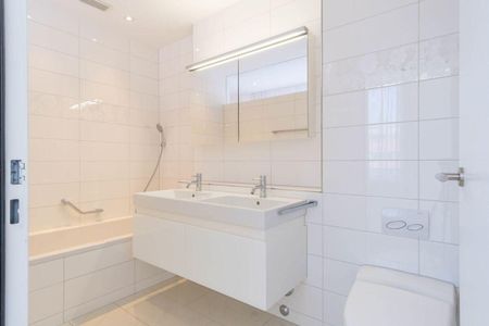 41/2-ROOM APARTMENT IN BUCHS (ZH), FURNISHED, TEMPORARY - Foto 5