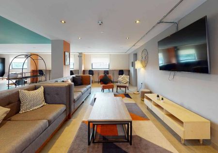 Bronze Studio - Photo 4