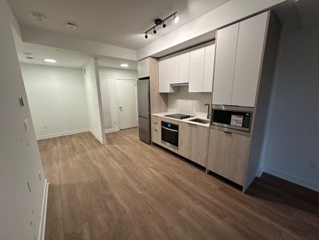 For Lease - 1007 The Queensway Avenue Unit# 429, Toronto, Ontario - Photo 5