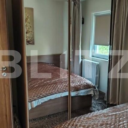 Apartament 4 camere, decomandat, 80 mp, Str. Nanterre/Spaniei - Fotografie 1