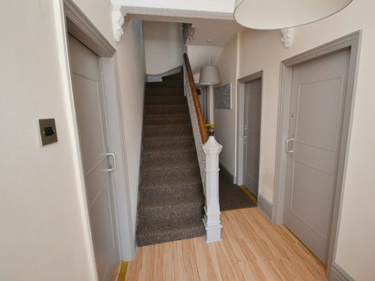 Shrewsbury Road, Nottingham, NG2 - Photo 1