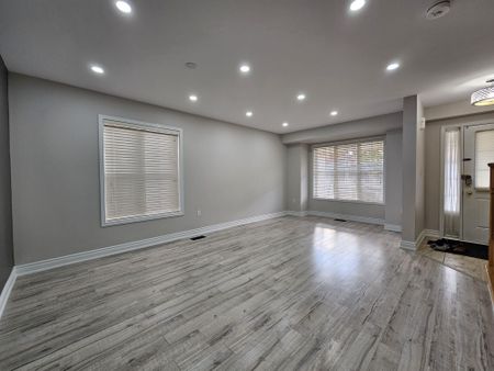 For Lease - 27 Pantano Place, Brampton, Ontario - Photo 4