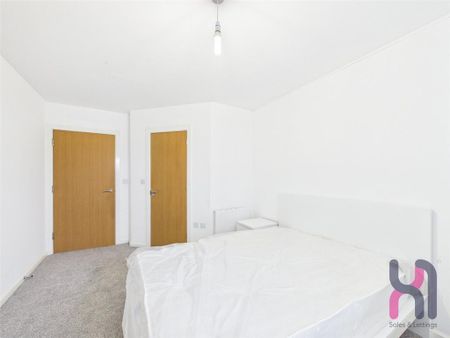 2 bedroom flat to rent - Photo 4