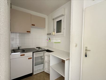 Location Appartement 1 pièce 25m² - Photo 2