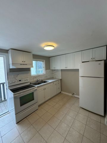 For Lease - 72 BARRETTE Street Unit# 3, Vanier and Kingsview Park, Ontario - Photo 2