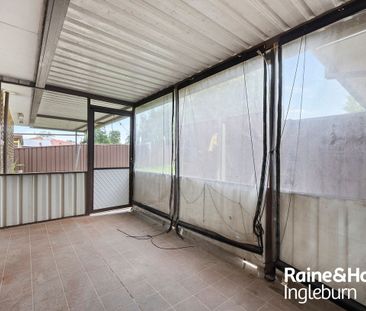 CHARMING HOME FOR LEASE IN GLENFIELD - Photo 3