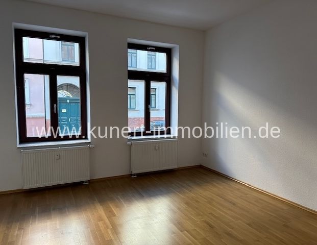 3-Raum-Wohnung mit Balkon in attraktiver Südlicher Citylage, Stellplatz im Innen ... - Foto 1
