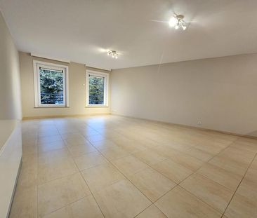 Appartement te huur - Foto 2