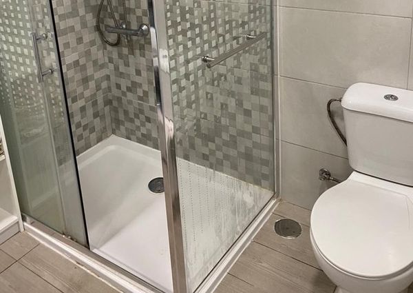 Quarto em Caparica a 5 minutos a pe da Universidade Nova