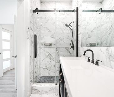 Rue St-Antoine O., H4C 1A5, Montréal - Photo 6