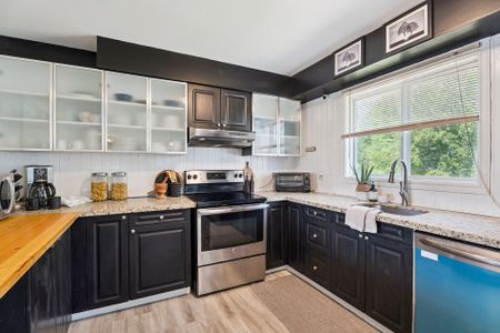 For Lease - 40 Greenwood Crescent, Kawartha Lakes, Ontario - Photo 5