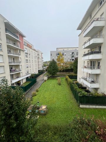 3 pièces Cergy le Haut Cergy (95800) - Photo 2