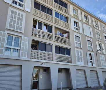 T2 Toulon Port Marchand 38 m² - Photo 1